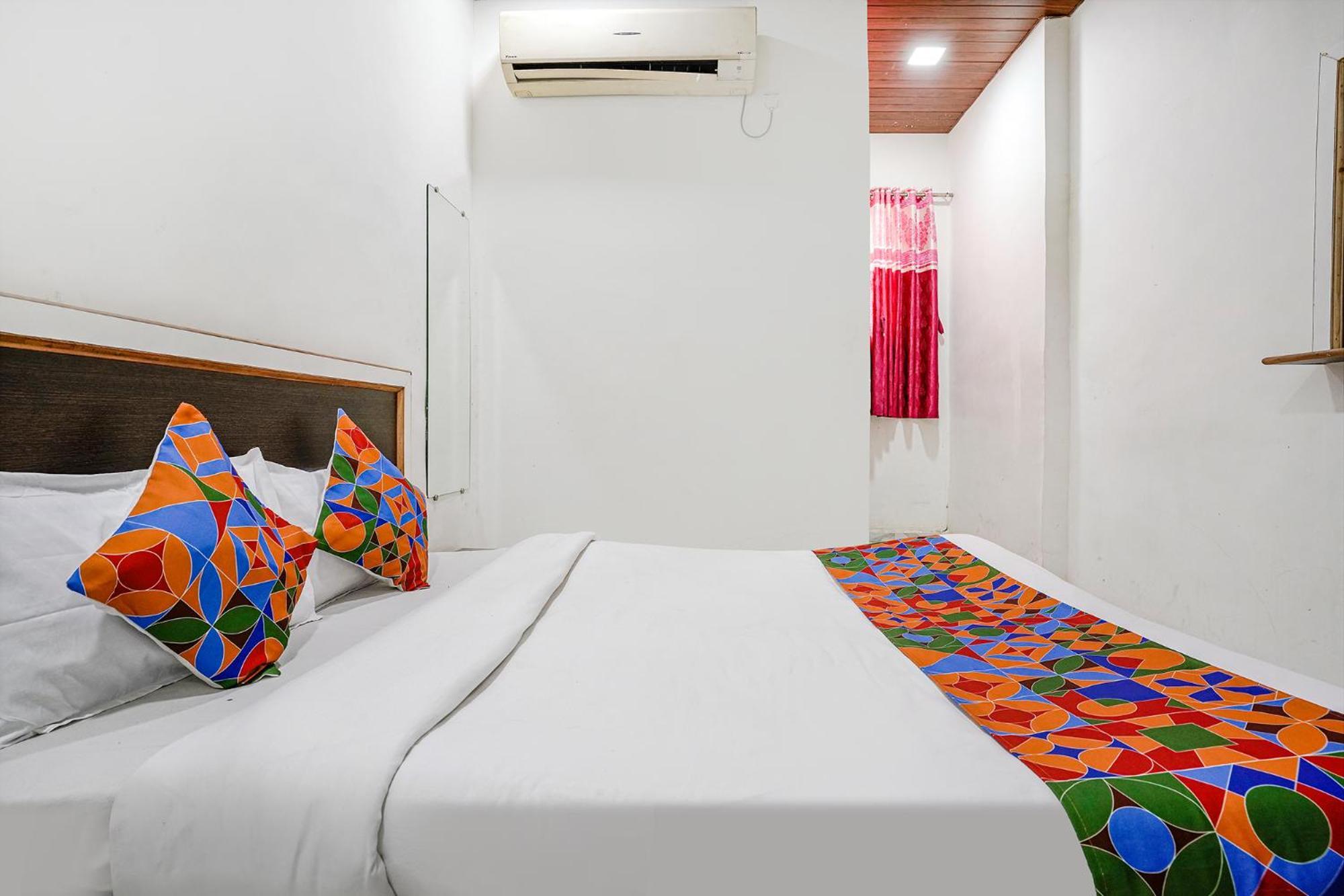 Fabexpress Sai Lodging I - Nr Nashik Railway Station Ngoại thất bức ảnh